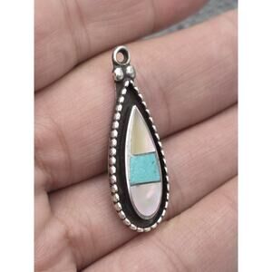 VINTAGE STERLING SILVER NATIVE AMERICAN MULTI COLOR STONE PENDANT